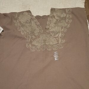 Chic Floral Embroidered Skirt in Taupe